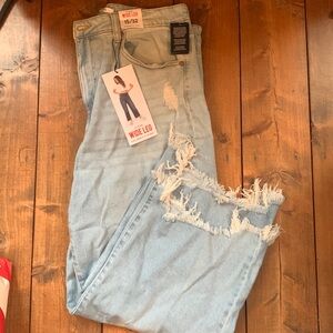 Clelebirty pink hi-rise wide leg frayed jeans